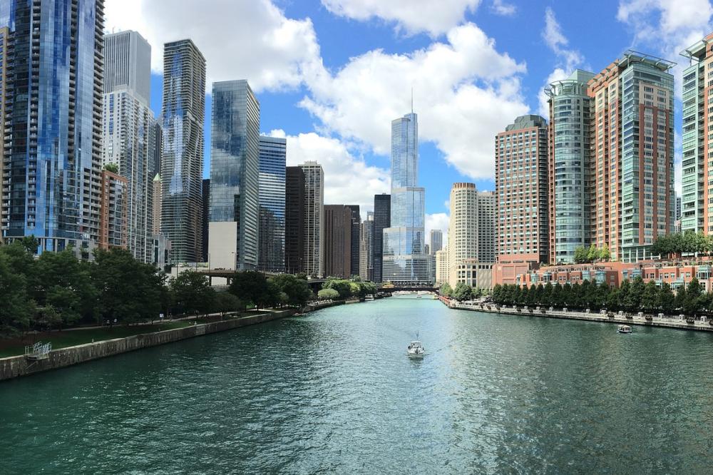 Chicago landscape: explore Illinois
