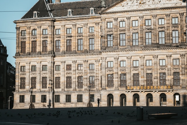 dam square: palace